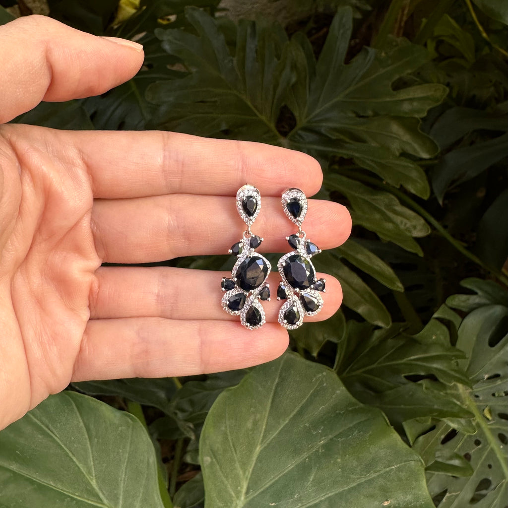 Aretes de plata con zafiro natural y circonias