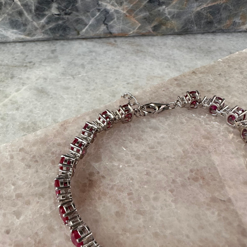 Pulsera de plata con rubí natural y circonias