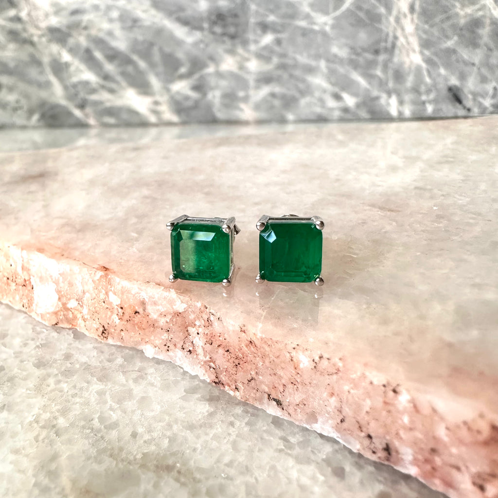 Aretes de plata con circonia tipo esmeralda corte princess