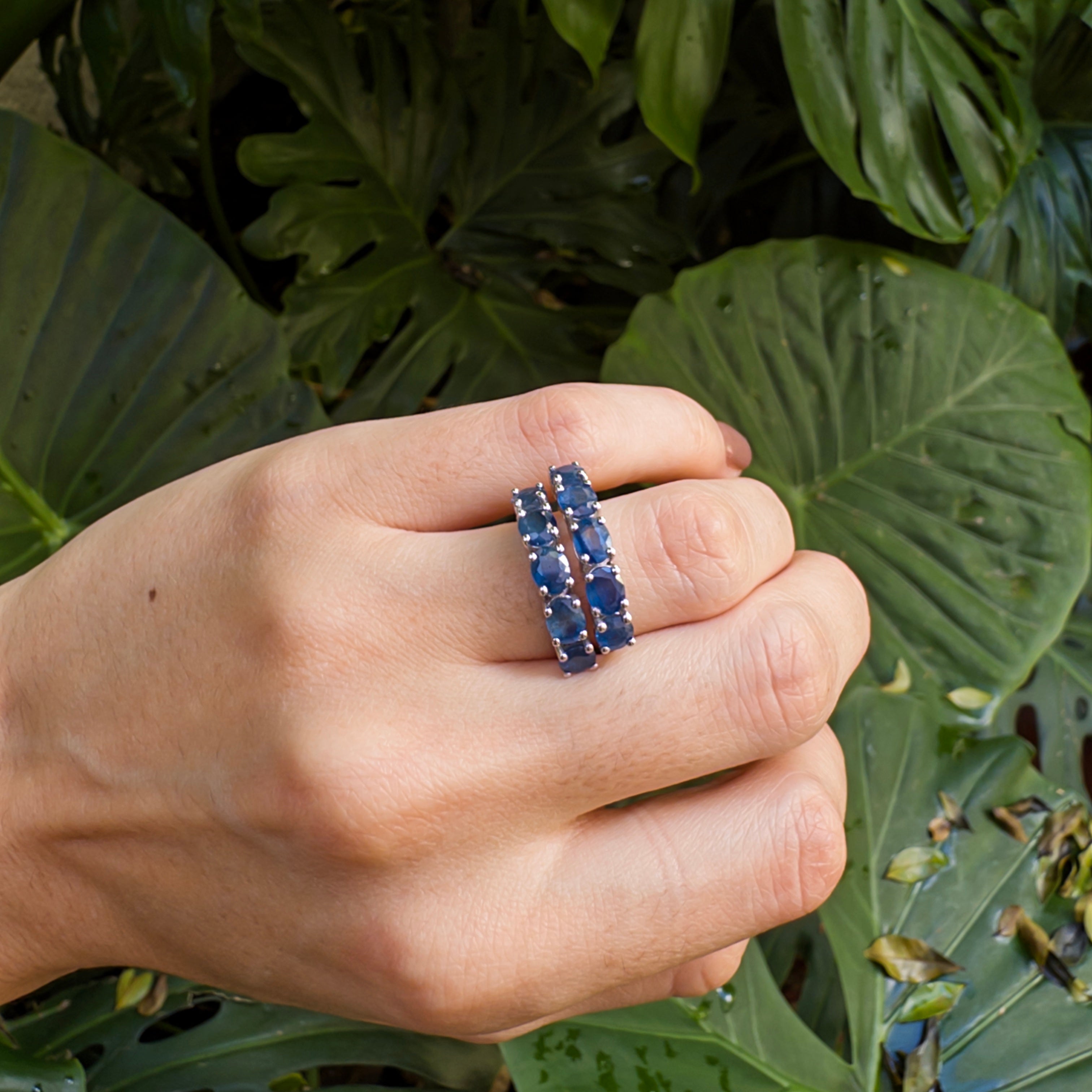 Media churumbela grande de plata con zafiro natural